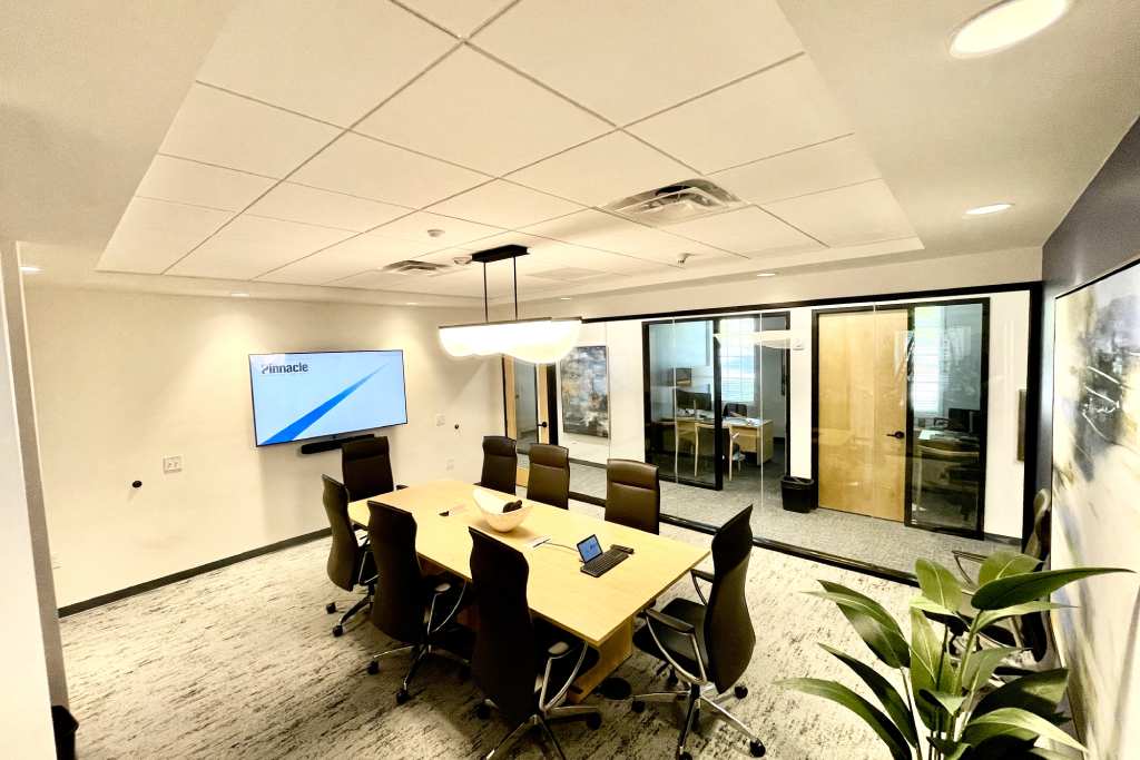 Pinnacle-conf-room